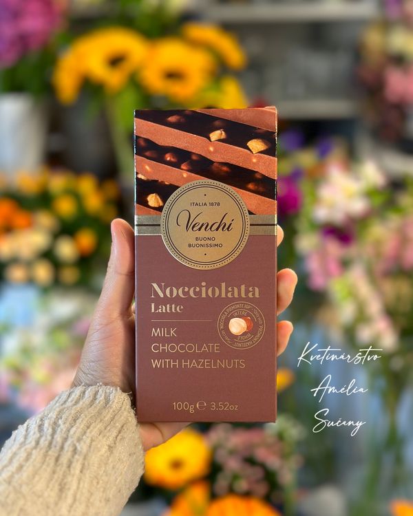 Venchi Nocciolata Latte | Extra jemná mliečna čokoláda s celými lieskovcami